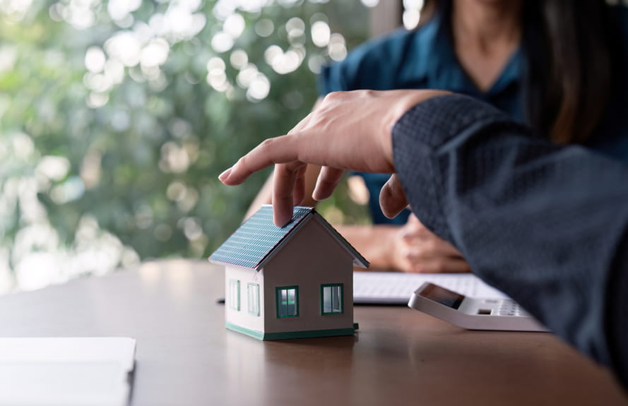 2026 Down Payment Strategies: How Buyers Are Getting Into Homes With Less Cash